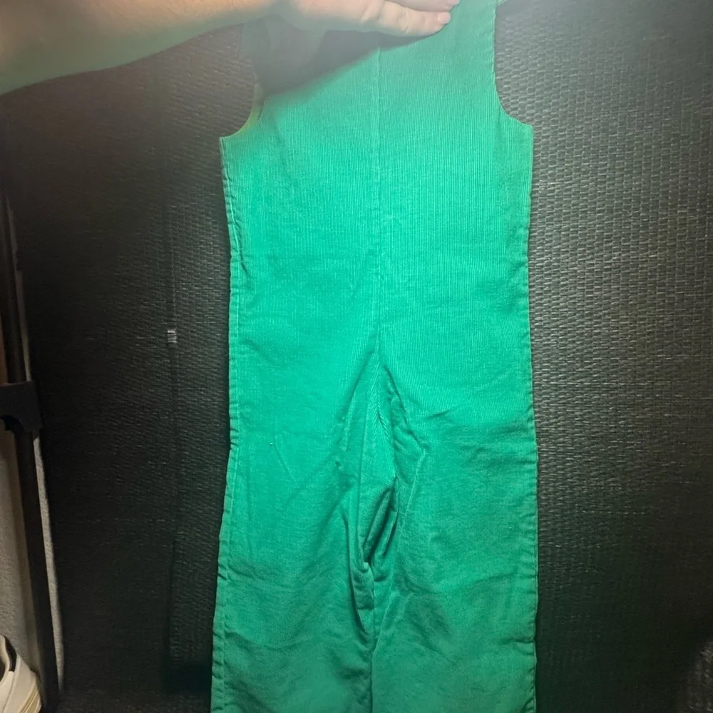 N/A vibrant green